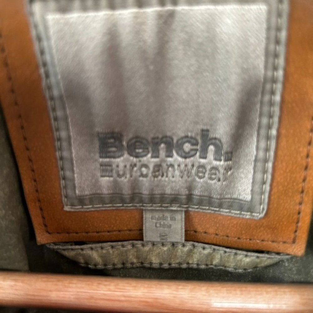 Women's Bench Small Green Washed Cotton Full Zip Jacket - Picture 2 of 7
